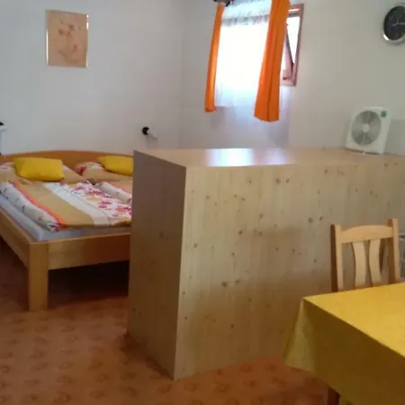 Pinter Vendeghaz Hévíz